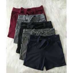 Short com Laço e Bolsos Laterais Tecido Colmeia Feminino